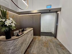 Arc 380 (D8), Office #579457601